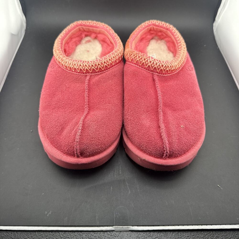 UGG Australia Women's Size 6 Pink Sugar Sole Slip On Shoes - Picture 1 of 8